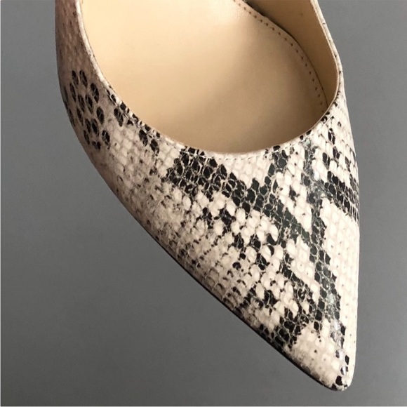 VINCE CAMUTO | Snake Print Heels Pumps | 7 - Picture 7 of 10
